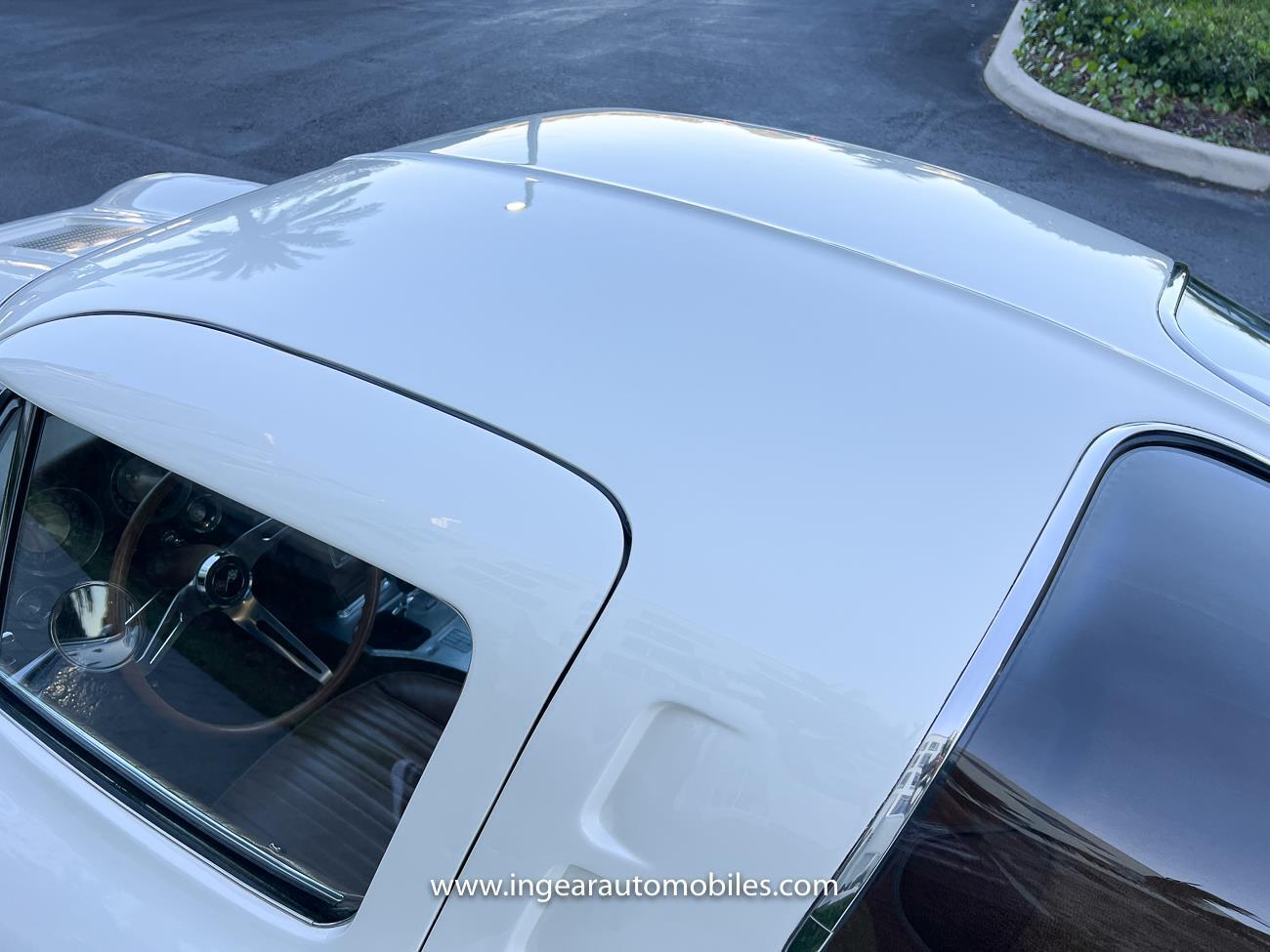 Chevrolet-Corvette-1963-coupe-37