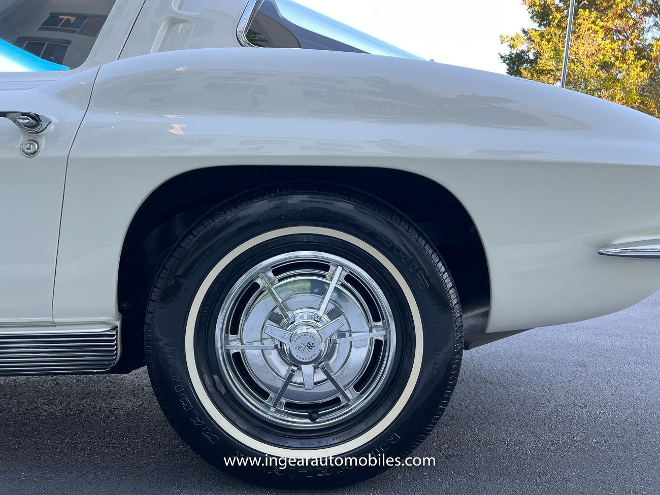 Chevrolet-Corvette-1963-coupe-39