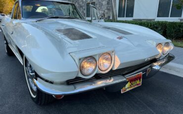 Chevrolet-Corvette-1963-coupe-5