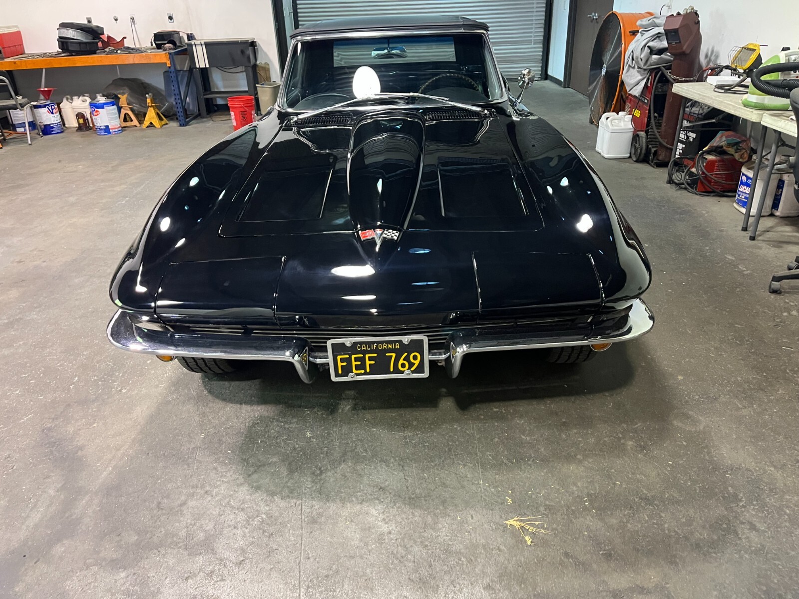 Chevrolet-Corvette-1964-Convertible-1