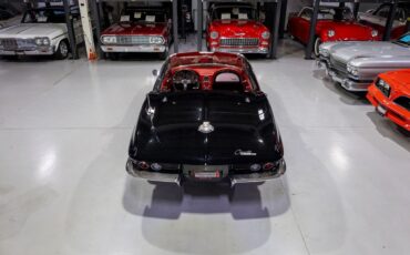 Chevrolet-Corvette-1964-Convertible-10