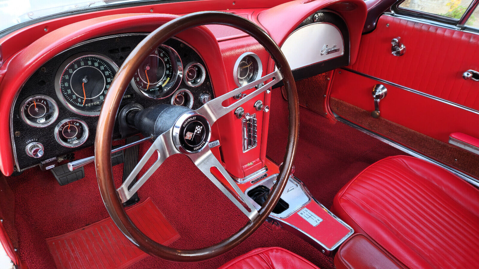 Chevrolet-Corvette-1964-Convertible-11