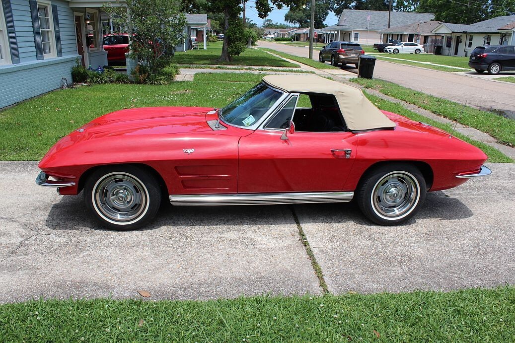 Chevrolet-Corvette-1964-Convertible-12