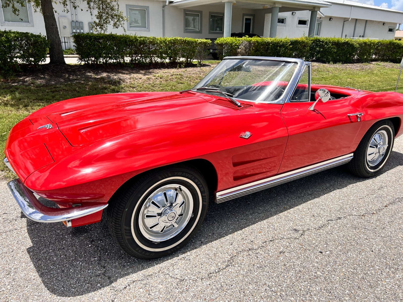 Chevrolet-Corvette-1964-Convertible-12