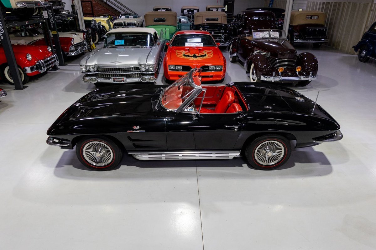 Chevrolet-Corvette-1964-Convertible-12