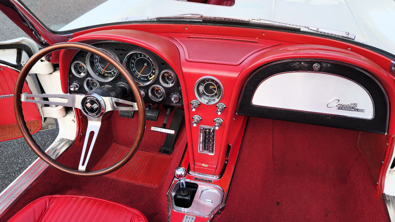 Chevrolet-Corvette-1964-Convertible-14
