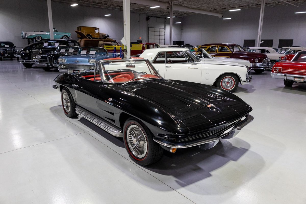 Chevrolet-Corvette-1964-Convertible-15
