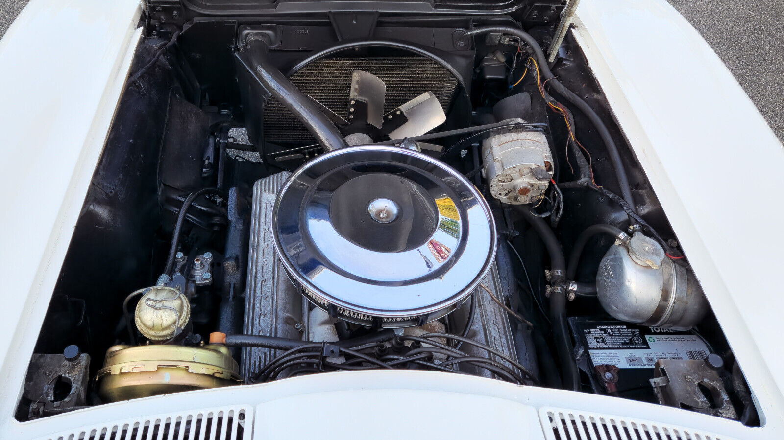 Chevrolet-Corvette-1964-Convertible-17