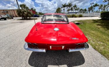 Chevrolet-Corvette-1964-Convertible-2