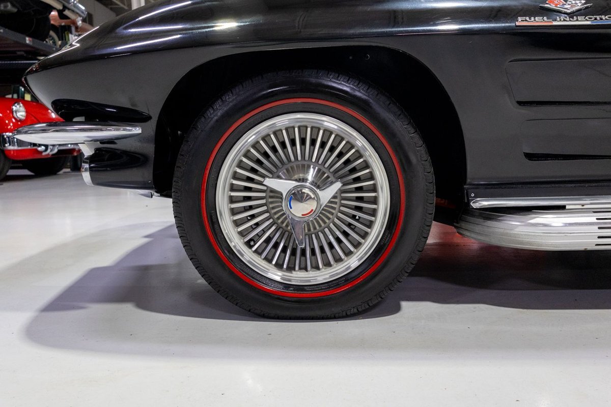Chevrolet-Corvette-1964-Convertible-22