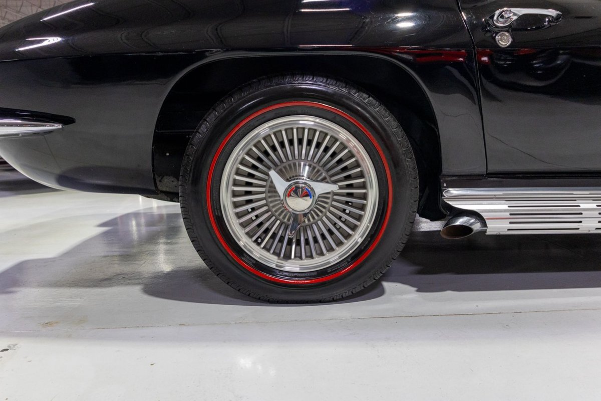 Chevrolet-Corvette-1964-Convertible-26