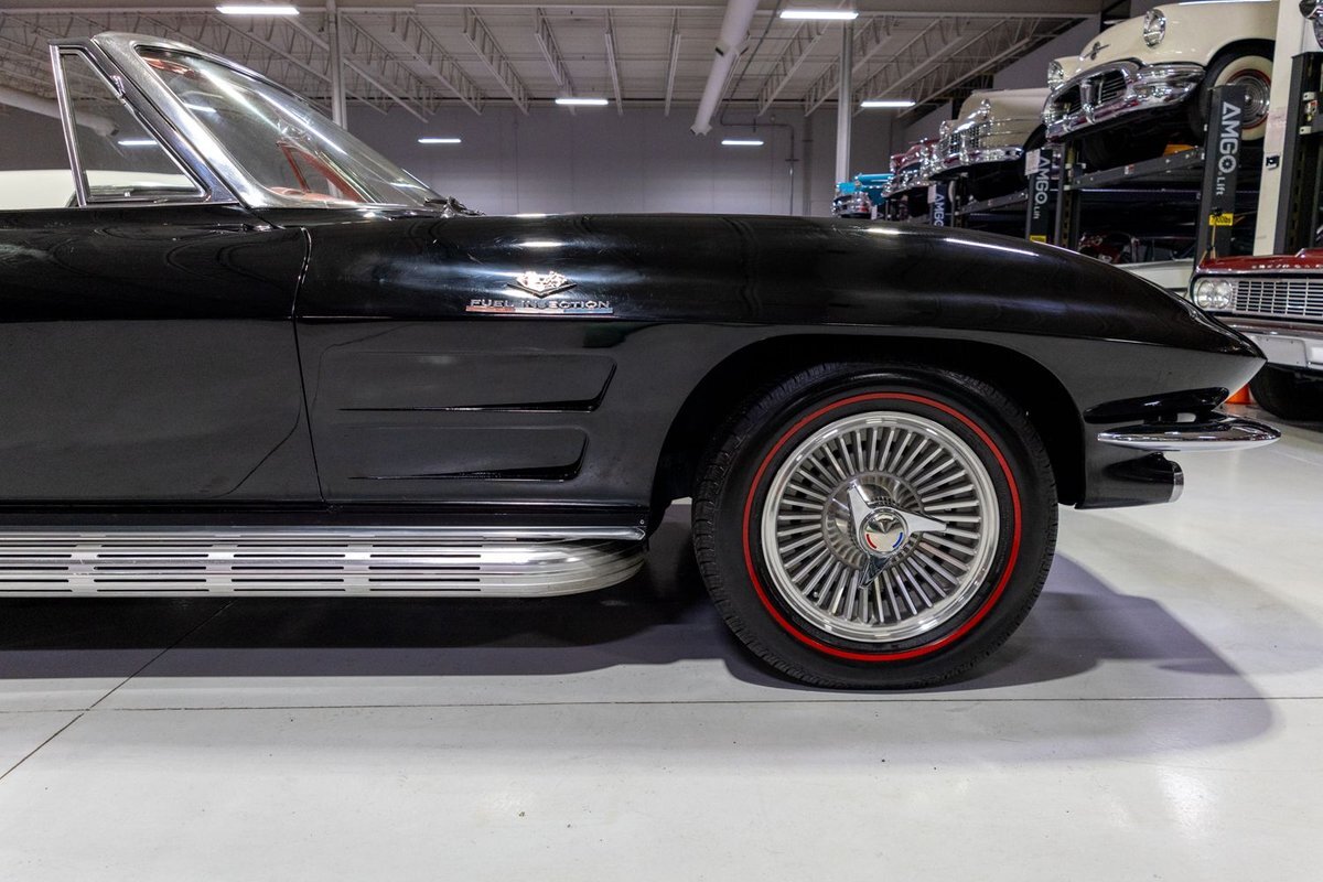 Chevrolet-Corvette-1964-Convertible-27