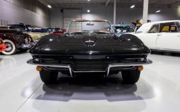 Chevrolet-Corvette-1964-Convertible-30