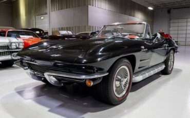 Chevrolet-Corvette-1964-Convertible-31