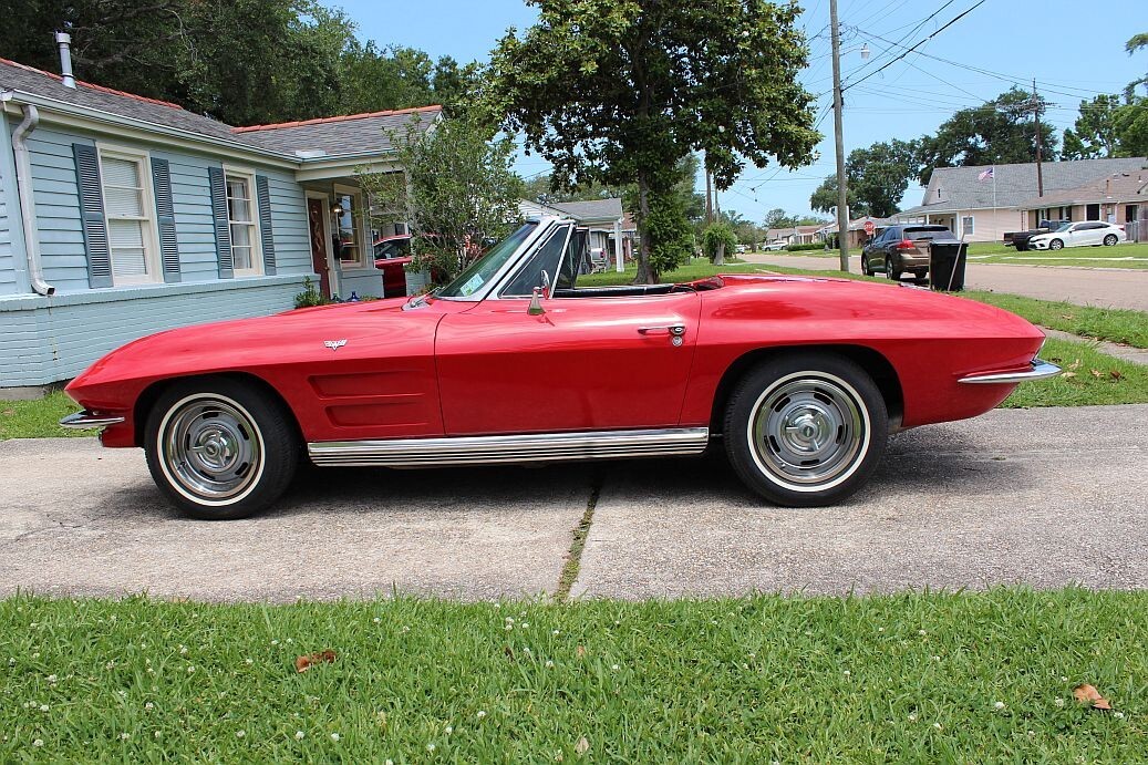 Chevrolet-Corvette-1964-Convertible-4