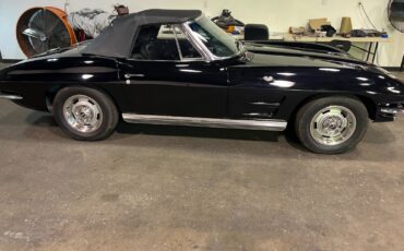 Chevrolet-Corvette-1964-Convertible