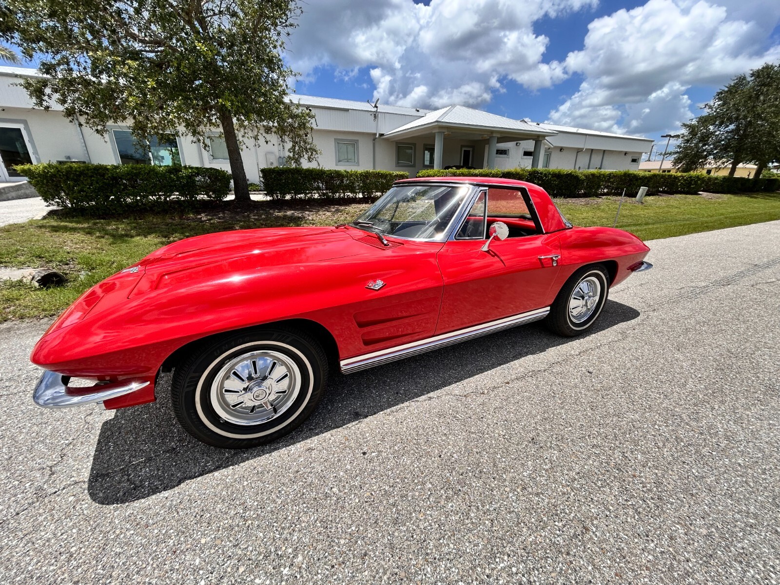 Chevrolet-Corvette-1964-Convertible-5