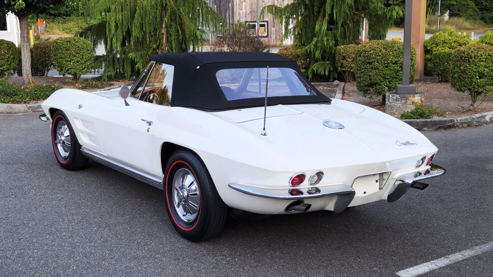 Chevrolet-Corvette-1964-Convertible-7