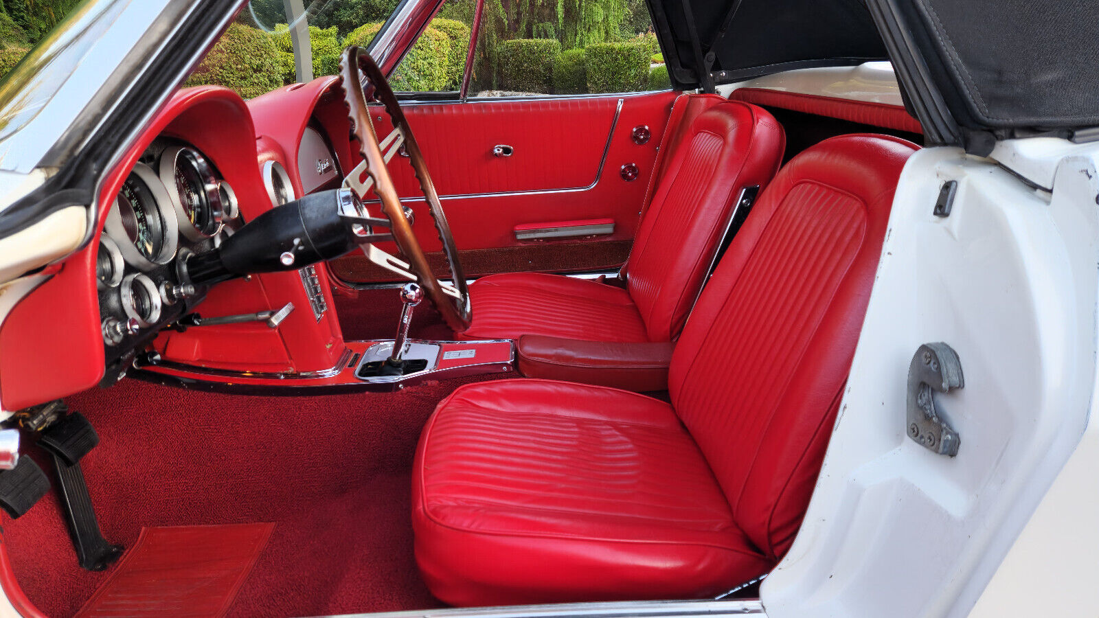 Chevrolet-Corvette-1964-Convertible-9