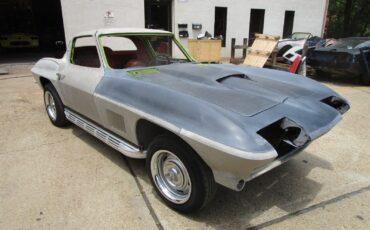 Chevrolet-Corvette-1964-Coupe-1