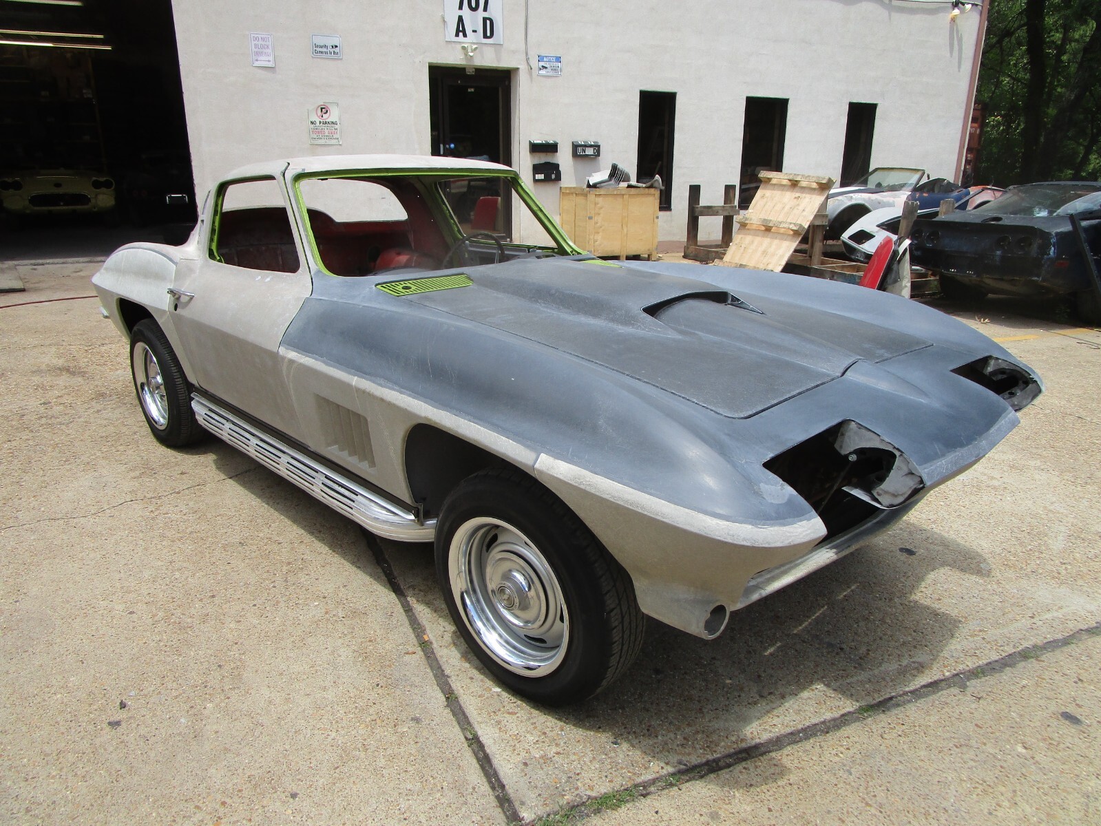 Chevrolet-Corvette-1964-Coupe-1