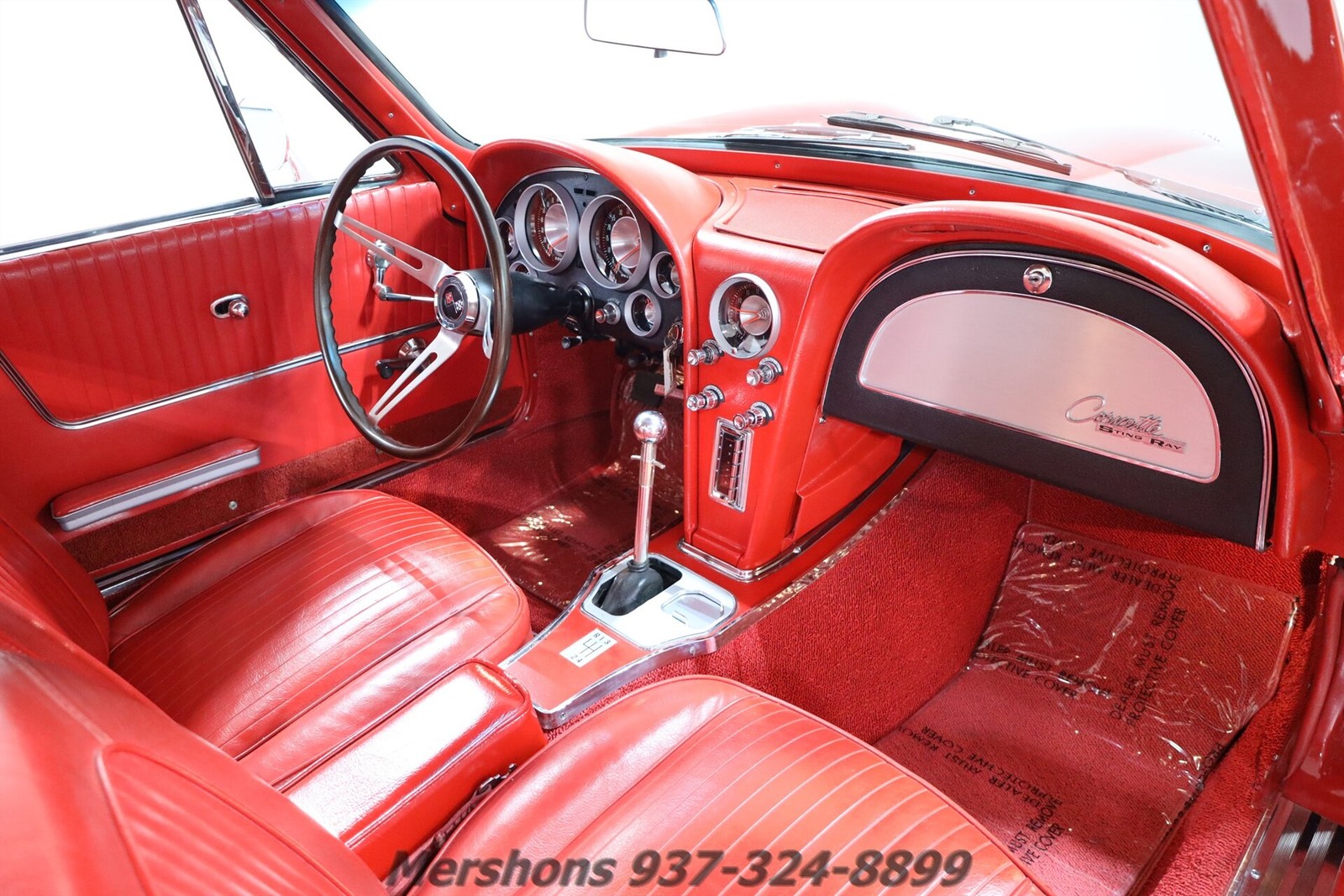 Chevrolet-Corvette-1964-Coupe-10
