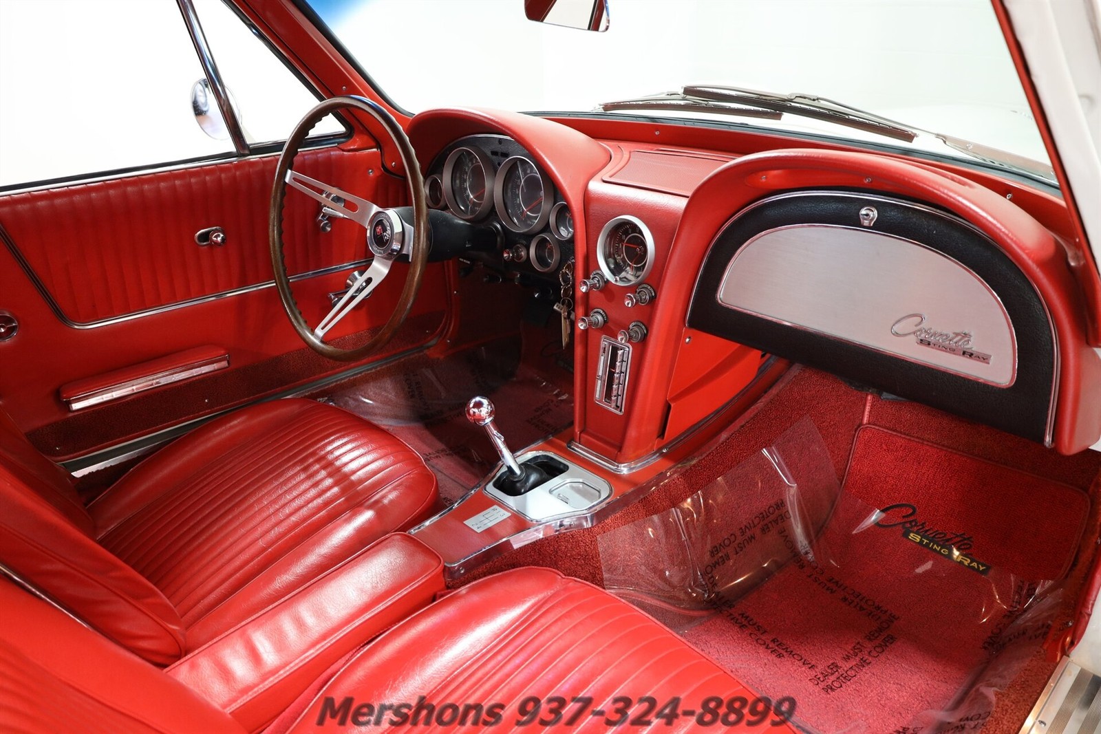 Chevrolet-Corvette-1964-Coupe-10