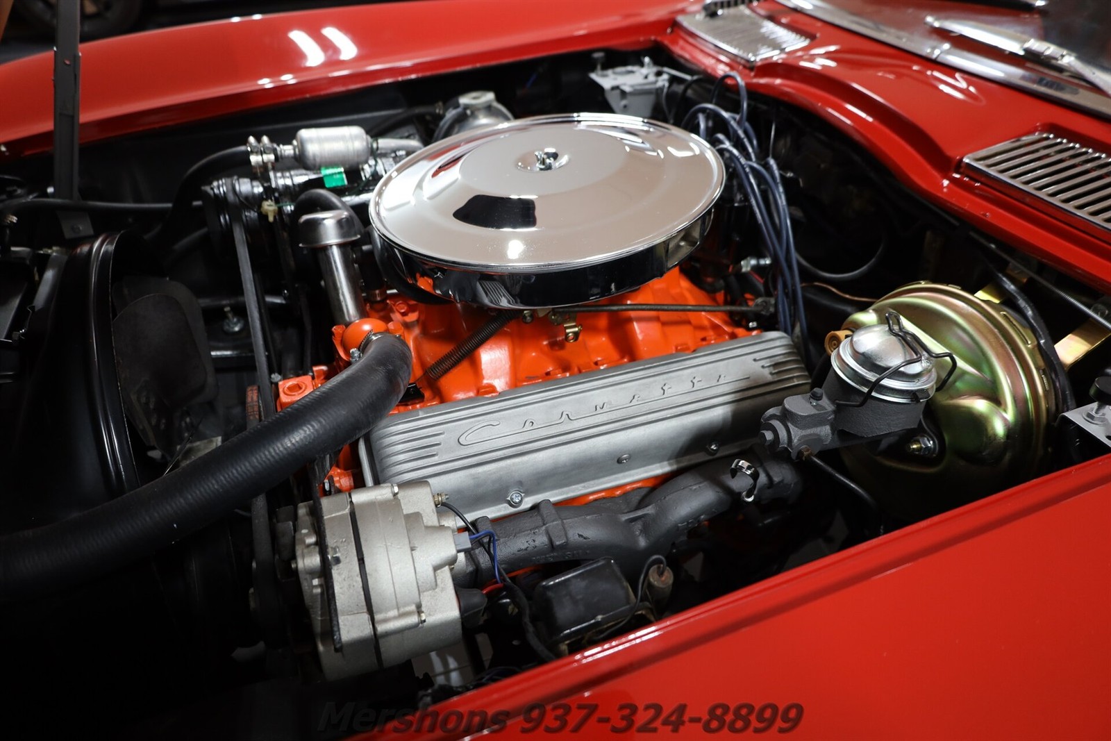 Chevrolet-Corvette-1964-Coupe-2