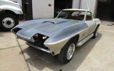 Chevrolet-Corvette-1964-Coupe
