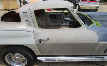 Chevrolet-Corvette-1964-Coupe-4