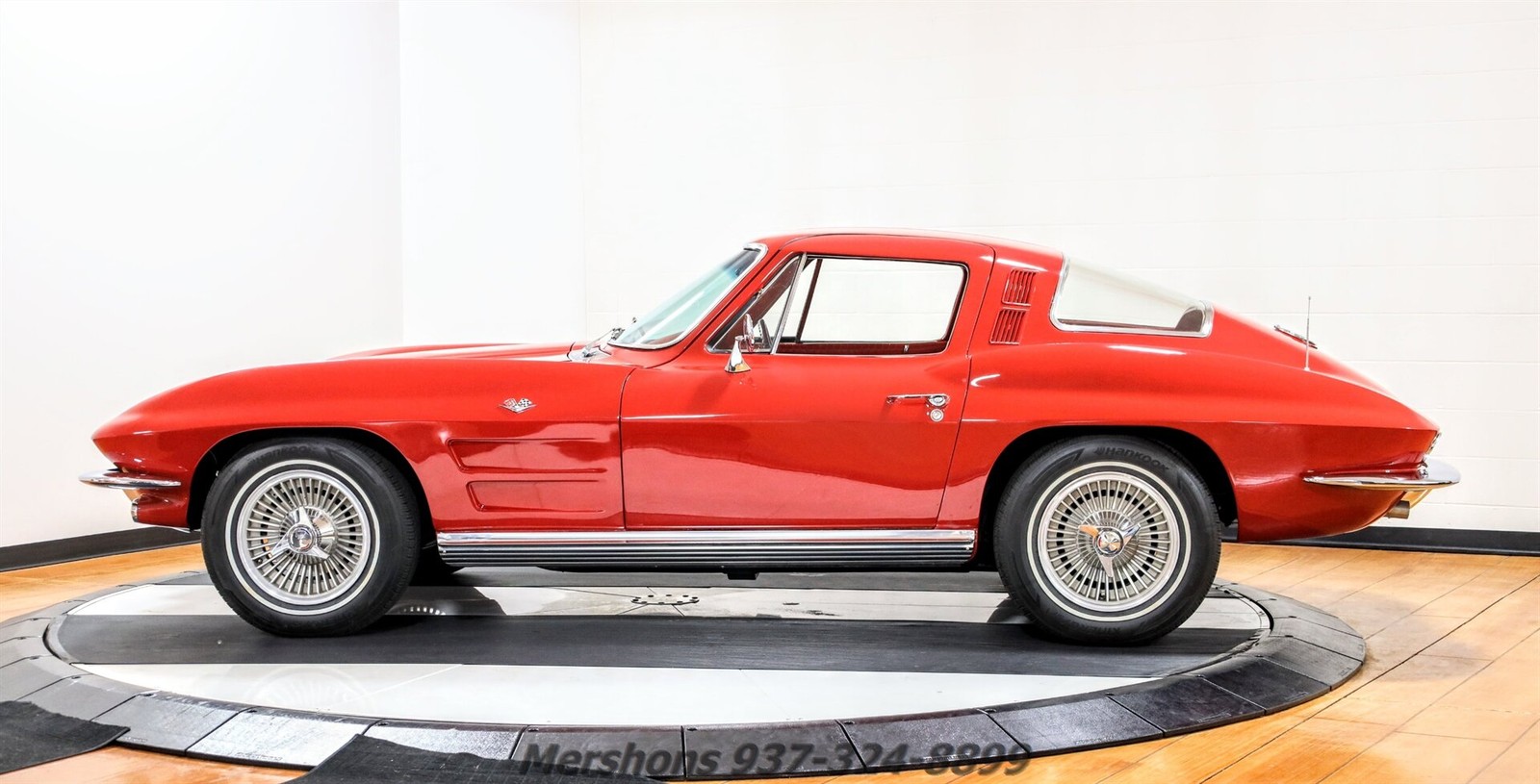 Chevrolet-Corvette-1964-Coupe-5
