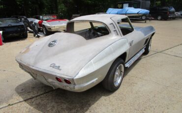 Chevrolet-Corvette-1964-Coupe-5