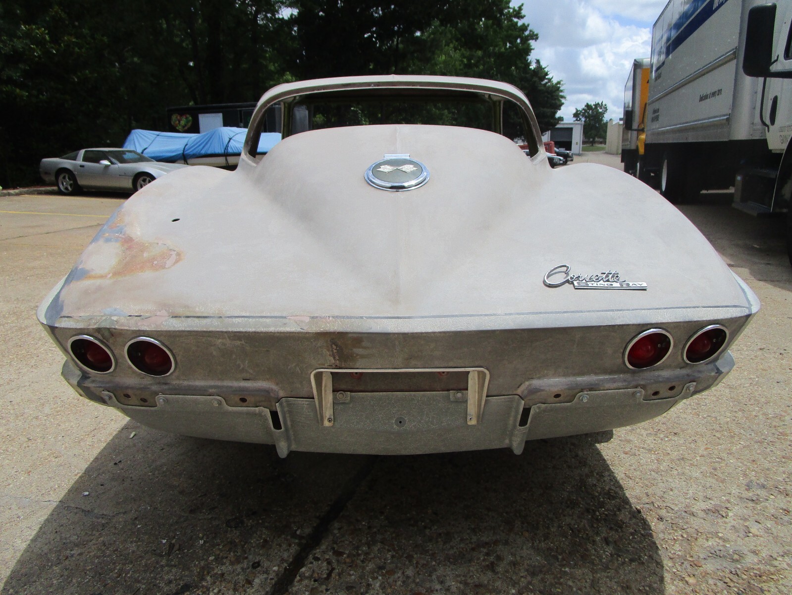 Chevrolet-Corvette-1964-Coupe-6