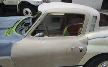 Chevrolet-Corvette-1964-Coupe-9