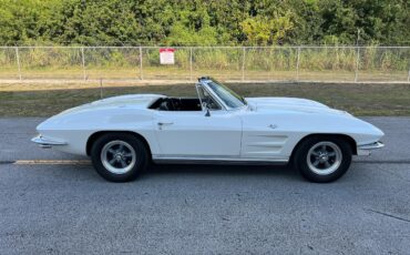 Chevrolet-Corvette-1964-convertible-15