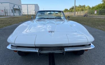 Chevrolet-Corvette-1964-convertible-18