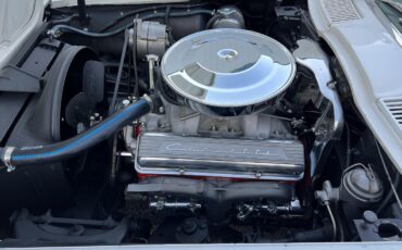 Chevrolet-Corvette-1964-convertible-2