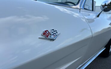 Chevrolet-Corvette-1964-convertible-28