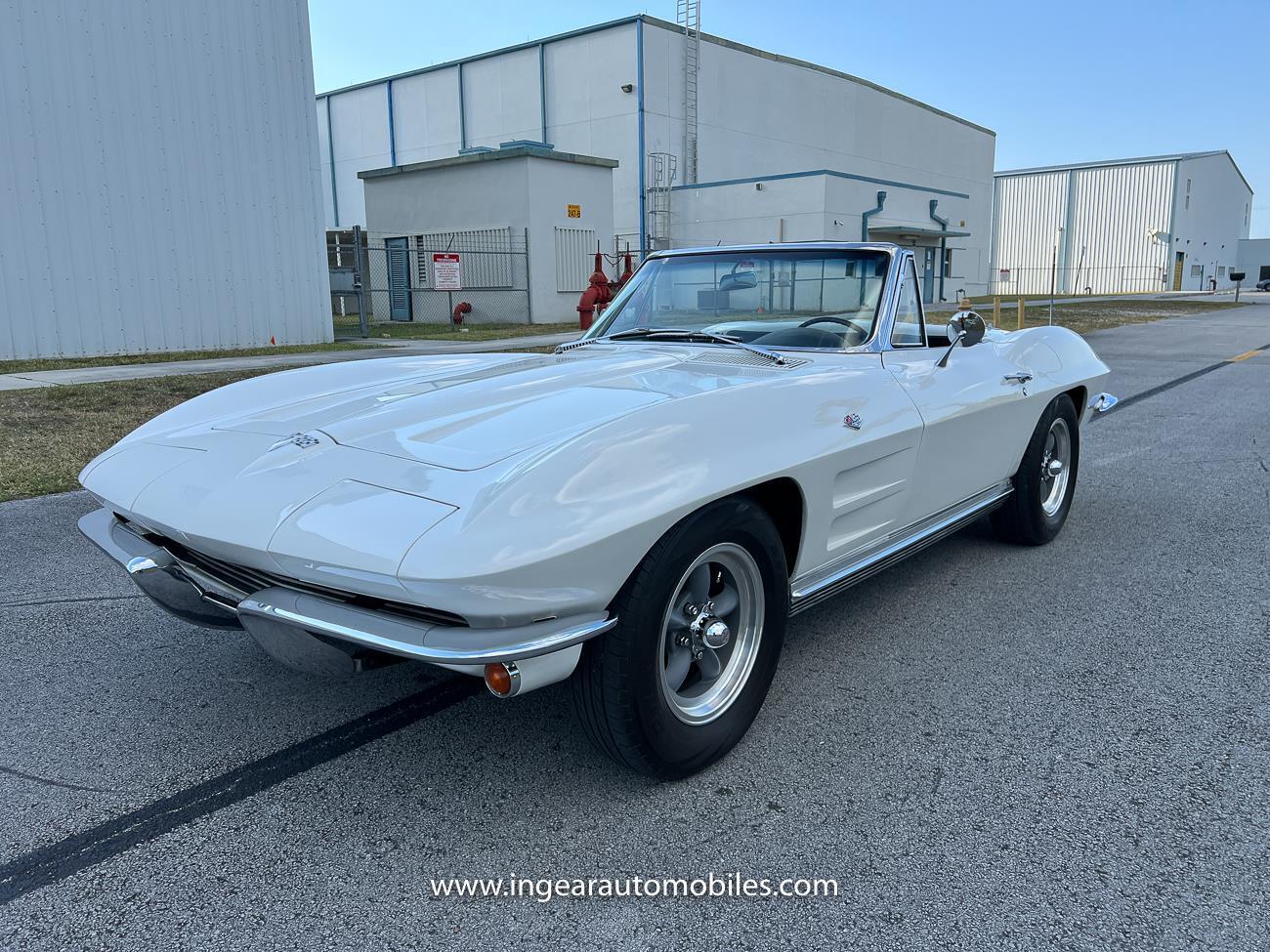 Chevrolet-Corvette-1964-convertible-9
