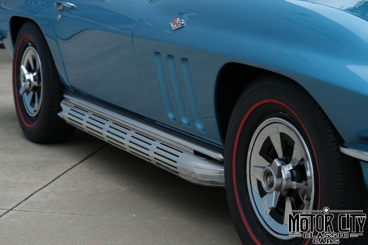 Chevrolet-Corvette-1965-10