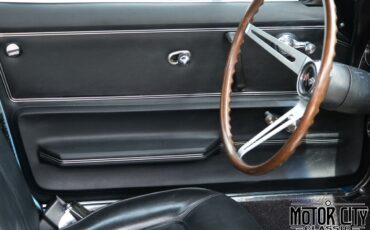 Chevrolet-Corvette-1965-22