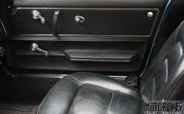 Chevrolet-Corvette-1965-25