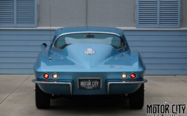 Chevrolet-Corvette-1965-4