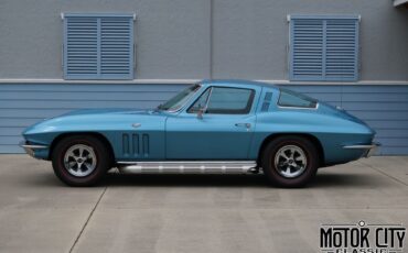 Chevrolet-Corvette-1965-6