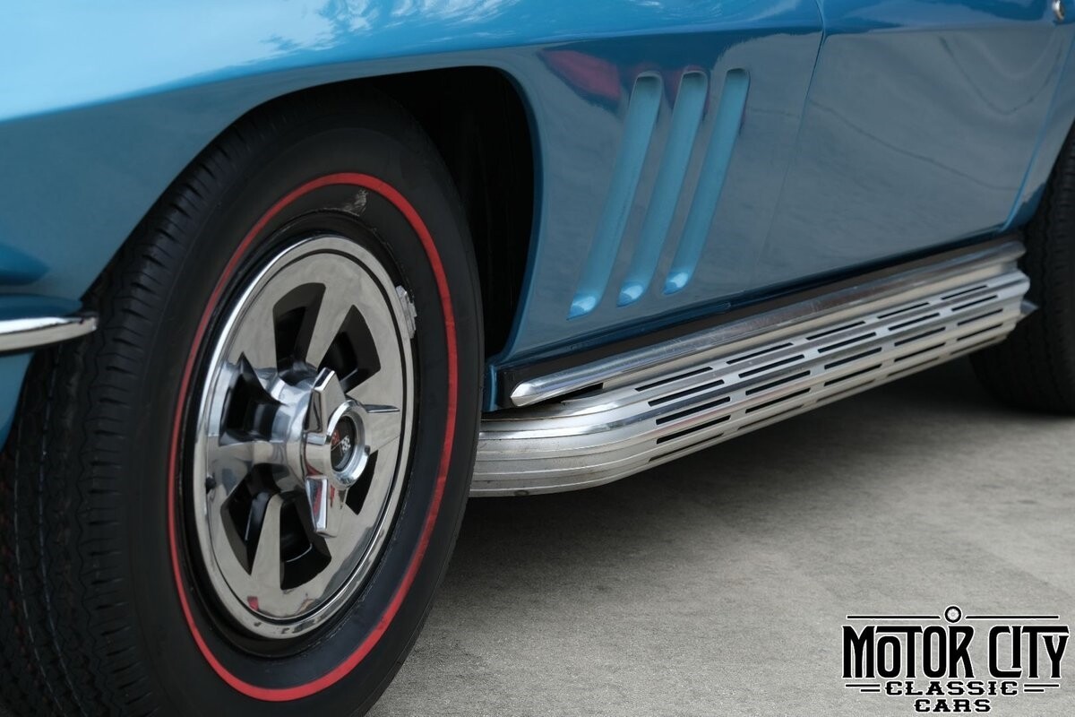 Chevrolet-Corvette-1965-9