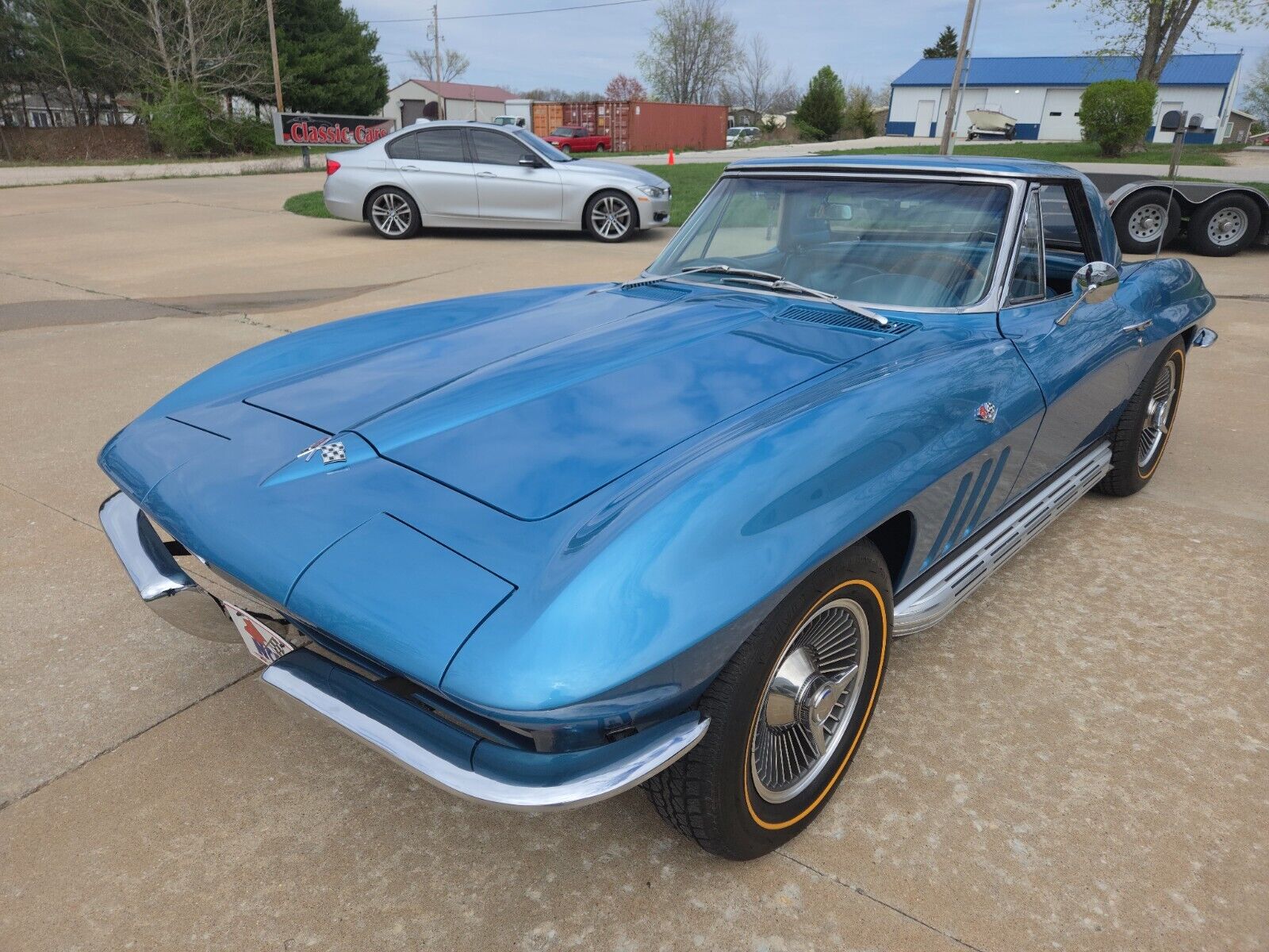 Chevrolet-Corvette-1965-Convertible-1