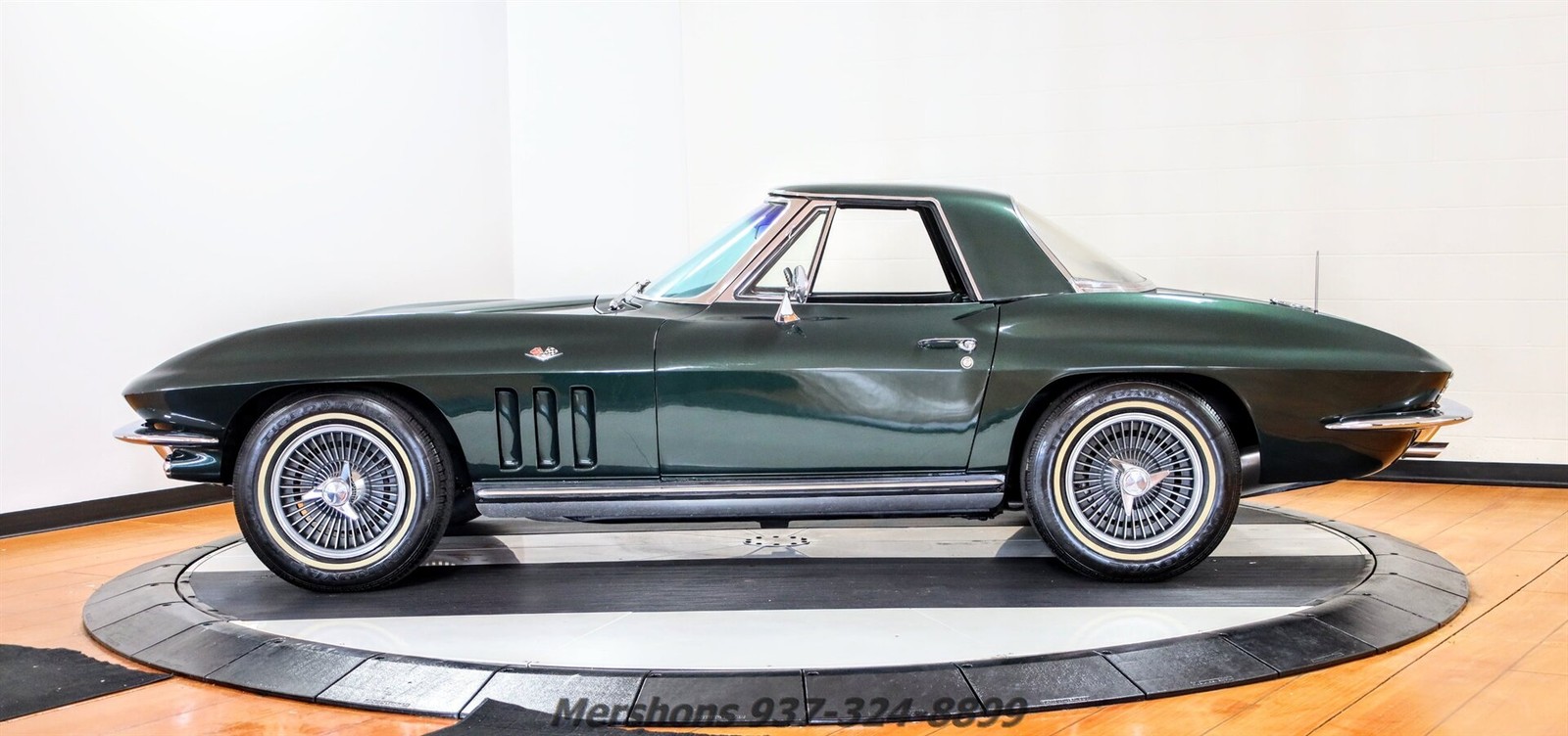 Chevrolet-Corvette-1965-Convertible-10