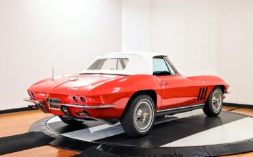 Chevrolet-Corvette-1965-Convertible-10
