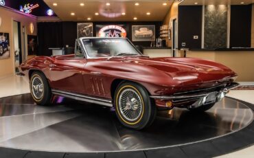Chevrolet-Corvette-1965-Convertible-11