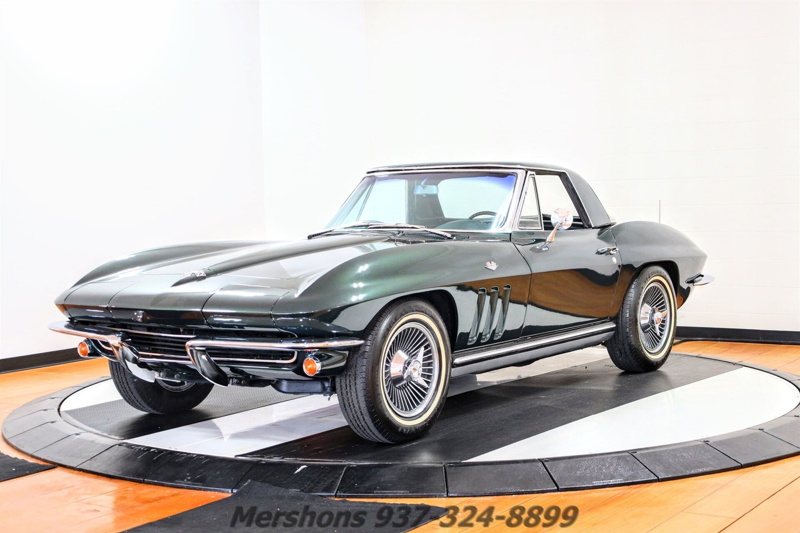 Chevrolet-Corvette-1965-Convertible-11